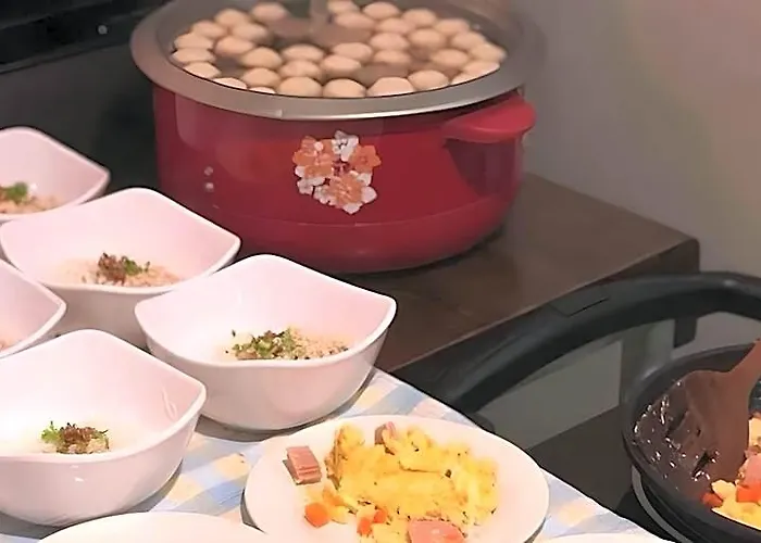 キンノン デラックス コワーキング カフェ *
